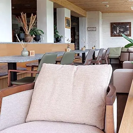 Boutique Panorama Crans-montana シエル