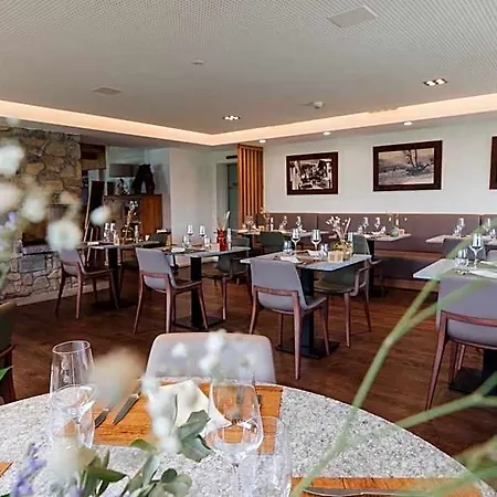 ホテル Boutique Panorama Crans-montana